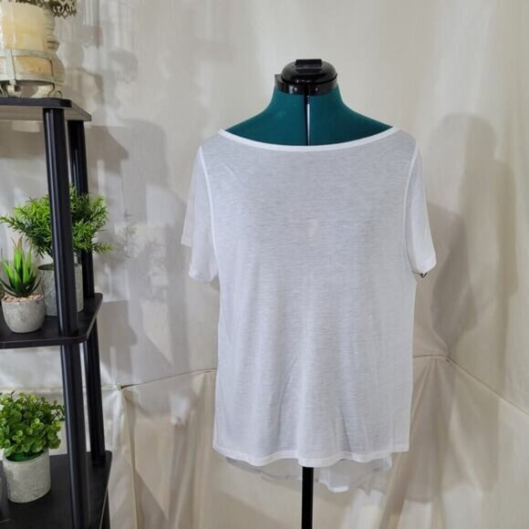 Karma Mala Tee in White - Size Large‎ - Picture 2 of 8